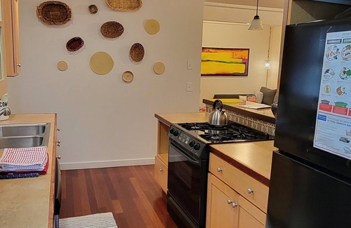 Overlook House | Centrally Located in North Portland minutes from everything