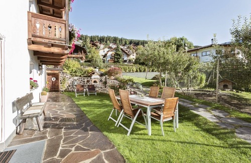 Ortisei Apartment | Centrally located, family-friendly apartment in the middle of the Dolomites