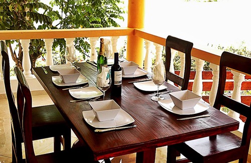 Cabarete Apartment | Centrally-located studio with cable TV, pool, internet, gym, spa, grill&bar