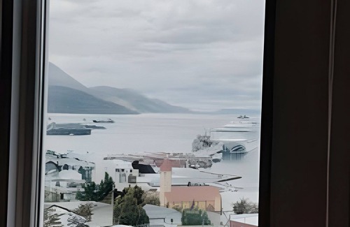 Province of Tierra del Fuego House | Centrally located with a unique view
