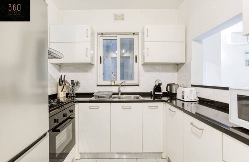 Paceville Apartment | Centre APT in St Julians/PV with spacious living