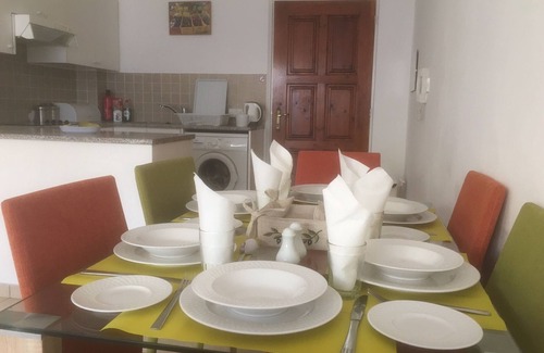 Peyia Town Apartment | centre of Peyia village, 2 Bedrooms, communal Pool, Patio/garden, BBQ free wifi