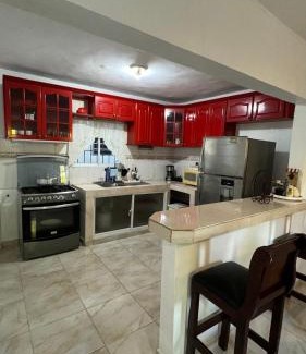 Villa Espana Apartment | CENTRICO con wifi, cocina con gas y luz incluido la romana