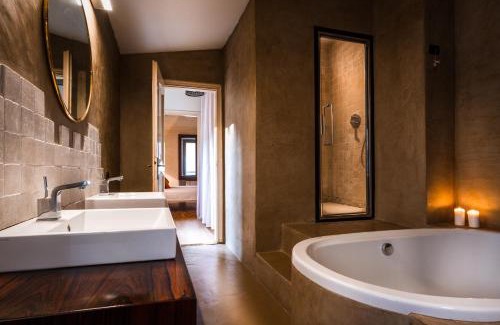 Cernobbio Apartment | Cernobbio Art Apartment