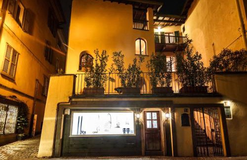 Cernobbio Apartment | Cernobbio Art Apartment