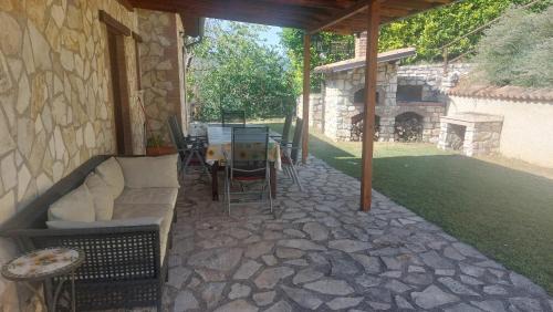 Casaprota House | Cesoni View