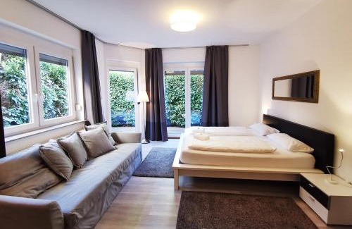 Bergheim Apartment | CF13 30m2 Central with Terrace AC and Netflix