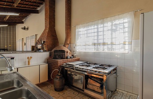 Igarata House | Chácara ótima localização, piscina e churrasqueira