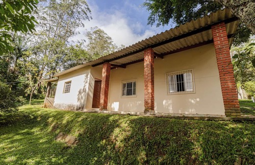 Suzano House | Chácara c wifi, churrasq, pisc, lazer,pet friendly
