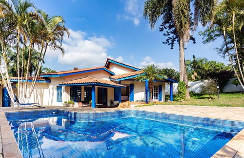 Cotia Cottage | Chácara com piscina, churrasqueira e WiFi em Cotia
