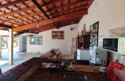 Serra Negra House | Chácara Recanto das Pedras para 8 pessoas
