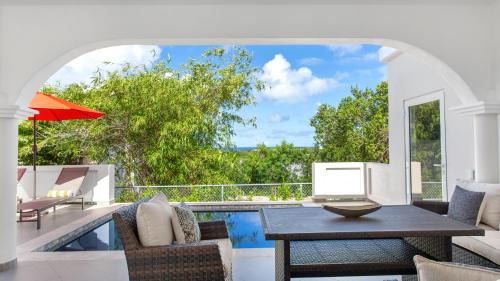 West End Village Villa | Châlet Genesis
