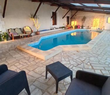 Ardilleux Bed & Breakfast | Château Ardilleux