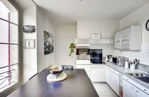Le Pontet Apartment | Château de Cassagne, the apartment