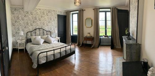 Carquebut House | CHÂTEAU DE FRANQUETOT & D Day Collins Museum