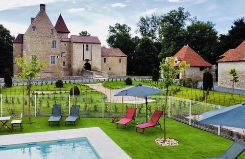 Vicq Cottage | Château de la Mothe - Gîte Hugues de Paynes