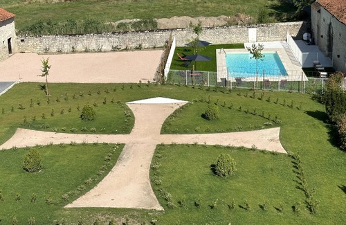Vicq Cottage | Château de la Mothe - Gîte Rodrigo Diaz El Cid
