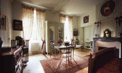 Labastide-dArmagnac House | Château du Prada