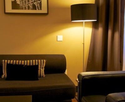 Saint-Front-de-Pradoux Bed & Breakfast | Château La Thuilière