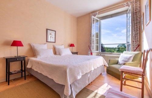 Cande-sur-Beuvron Bed & Breakfast | Château Laborde Saint Martin