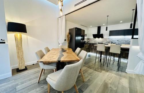 Hotel de Ville - Quinconces Apartment | Château Trompette Tourny