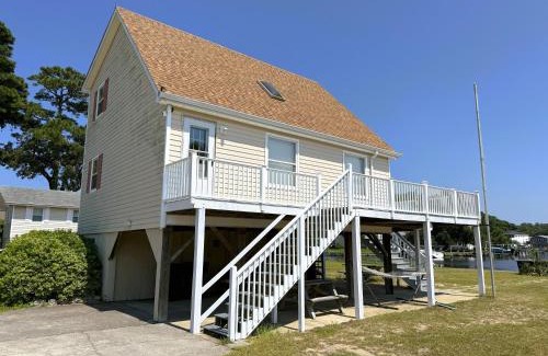 Colington Harbour House | CH219- Lost Shaker of Salt