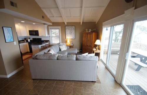 Colington Harbour House | CH235- Soundview