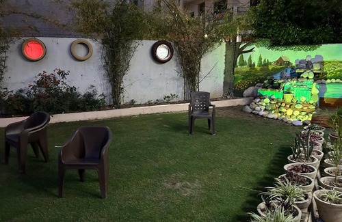 Mohali House | Charming Gazebo: Relax, Play & Unwind!