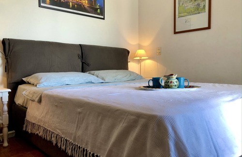 Porto House | Charming apartment with balcony and lake view in quiet area (private parking)