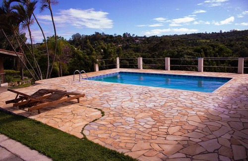 Valinhos House | Chacara Giovaninha, located in the Serra dos Cocais.