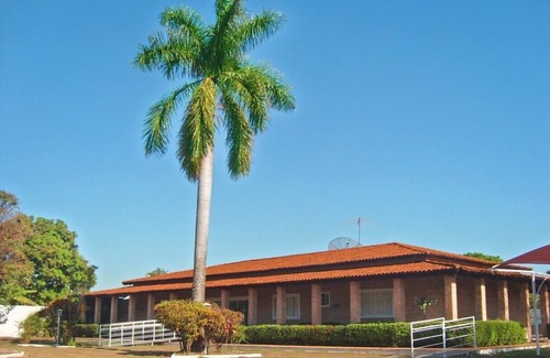 Uberaba House | CHÁCARA GREEN HALL (in front of Casa Do Folclore) 34996452966