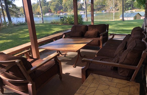 Waupaca House | Chain O'Lakes Homes for large muti-family groups, Sleeps 20.