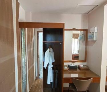 Khanom Hotel | Chaithalay Khanom Resort