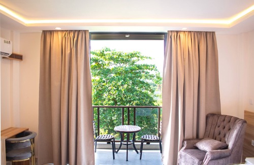 Dharavandhoo Hotel | Chak'z 1964 Beachn