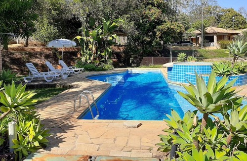 Jardim Primavera Ski Chalet | Chalé Aconchegante em Chácara com Piscina Próximo Aparques Aquáticos em Itupeva