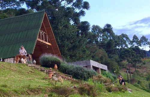 Camanducaia House | Chalé da Montanha BJ