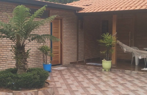 Ubatumirim Ski Chalet | Chalé Lindo Proximo a Praia Ubatumirim Ubatuba SP Ideal Para a sua Família