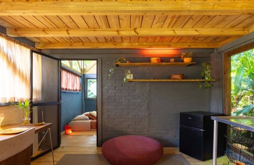 Garuva Ski Chalet | Chalé na Mata Atlântica com rio e imersão natural