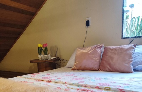 Marechal Floriano Ski Chalet | Chalé Romântico e Aconchegante com Hidromassagem, Piscina, Aceita pet