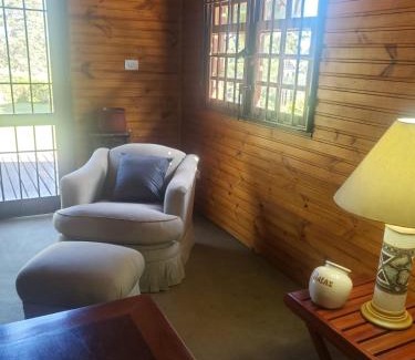 Loteamento Jardim Veu da Noiva House | Chalé Sonho da Vovó a 5 minutinhos do Centrinho de Capivari