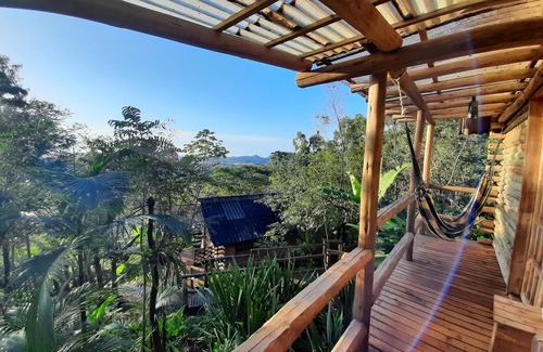 Praia Grande Ski Chalet | Chalé Tucano Eco.hospedagem - Virado Para o Nascer do Sol, com uma Vista Linda