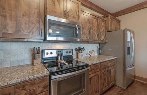 Boone Condo | Chalakee Lodge C412- Mountain View, Gated Resort, Indoor/Outdoor Pools and Hot Tub, Fitness Area,.