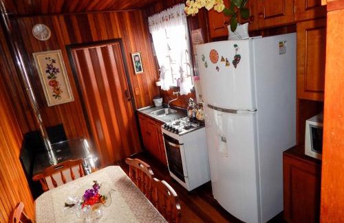 Vila Suzana House | Chale Bosque da Serra - Lindo Chalé