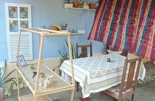 Lauro de Freitas Ski Chalet | Chalet with air conditioning, 700m from the beach - 10 min from the airport. Savior