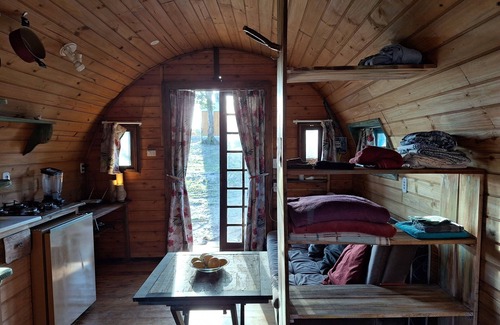 Arroio Ski Chalet | CHALÉ DO HOBBIT Ibiraquera 5.6 km from Rosa, blessed nature, incredible chalet