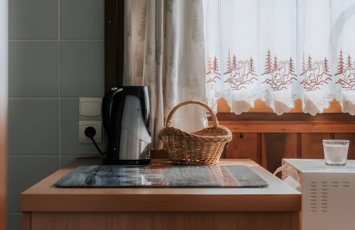 La Toussuire Ski Chalet | Chalet 'Jean Pierre Skilodge' with Mountain View, Shared Garden and Wi-Fi
