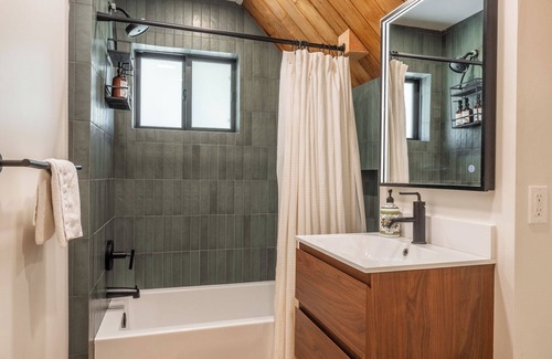Mammoth Lakes Ski Chalet | Chalet #1, Charming Ski In/Ski Out Steps to the M