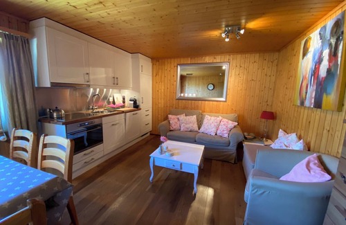 Graechen Ski Chalet | Chalet 2-11 p. with breathtaking views within walking distance of center and ski elevator.