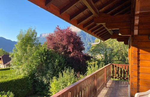 Alex Ski Chalet | Chalet (2 to 5 people) in a peaceful setting at the foot of the mountains and 10 minutes from Lake Annecy
