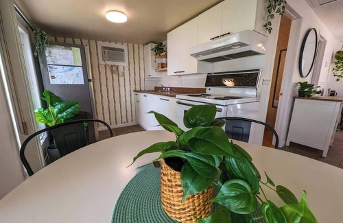 Cap-Saint-Ignace Ski Chalet | Chalet #2 Waterfront with Spa, Fireplace, Wifi & AC